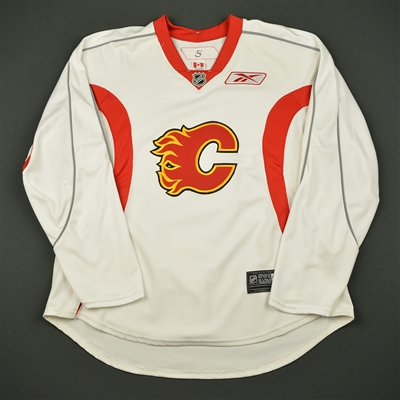 Mark Giordano - Calgary Flames - 2008-09 Practice-Worn Jersey  