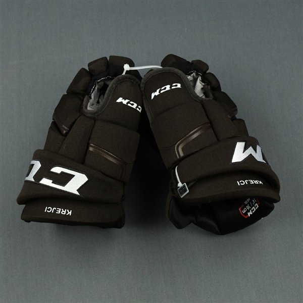 Colby Cave - 2019 Winter Classic Game-Worn Gloves