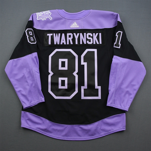 Carsen Twarynski - Warmup-Issued Hockey Fights Cancer Jersey - November 25, 2019