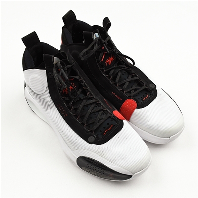 Tim Hardaway Jr. - Game-Worn Sneakers - Air Jordan 34 "Chicago" (White/Black-Red Orbit) - January 11, 2020 