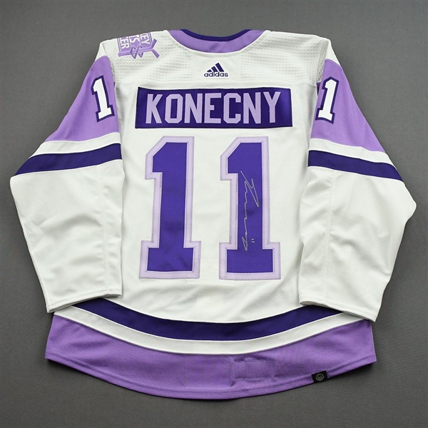 Travis Konecny - Warm-Up Worn Hockey Fights Cancer Autographed Jersey - November 18, 2021