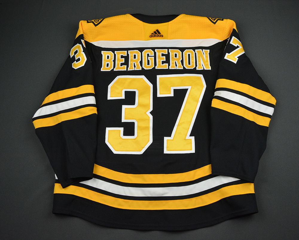 Patrice Bergeron Signed Jersey Bruins Black Pro Adidas - NHL Auctions