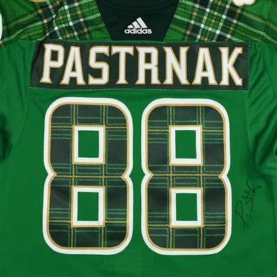 David Pastrnak - Boston Bruins - St. Patricks's Day Warmup-Worn