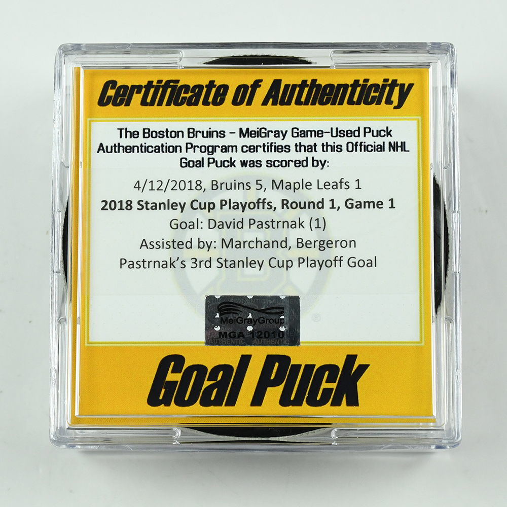 David Pastrnak Boston Bruins GOAL PUCK MEIGRAY COA CAREER HIGH 61 Goals  3/4/2023