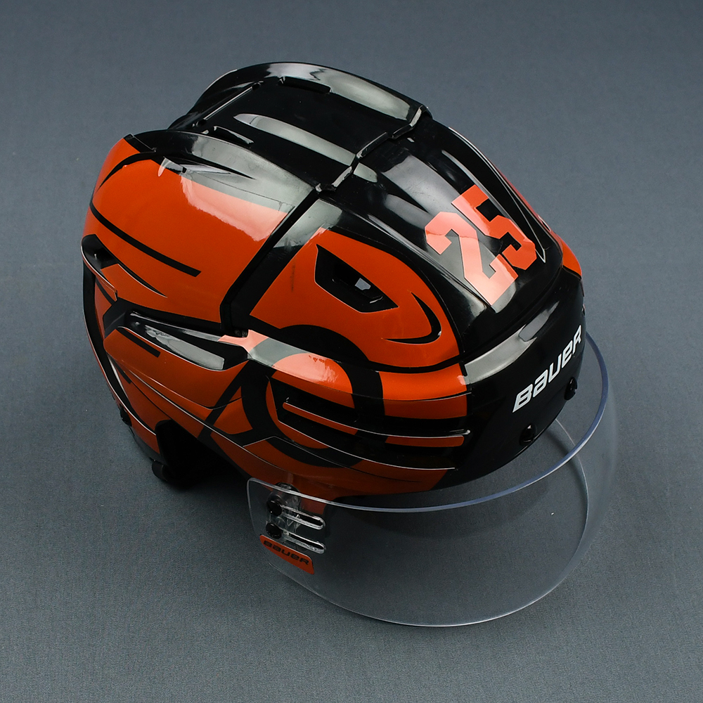 The Pittsburgh Penguins' and Philadelphia Flyers' helmets for the Stadium  Series game are wild