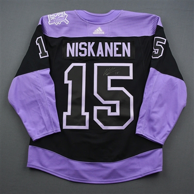 Matt Niskanen - Warmup-Worn Hockey Fights Cancer Autographed Jersey - Nov. 25, 2019 & Dec. 17, 2019