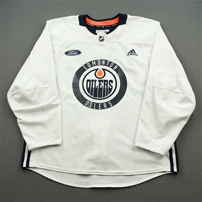 Connor McDavid - Edmonton Oilers - Practice-Worn Jersey - 2019-20 NHL Season