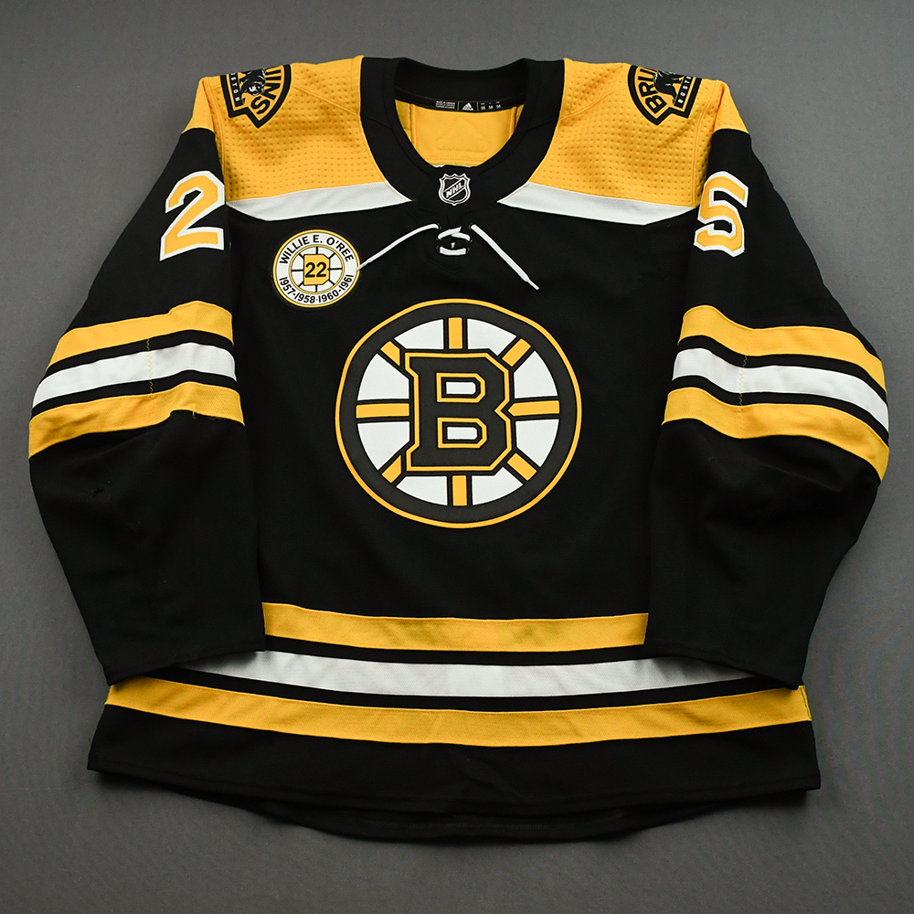 Willie O'Ree - Boston Bruins  Boston bruins, Black and white, Bruins