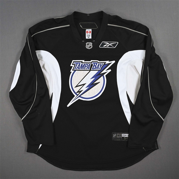 Victor Hedman - Tampa Bay Lightning - Black Practice Jersey -2009-10 NHL Season