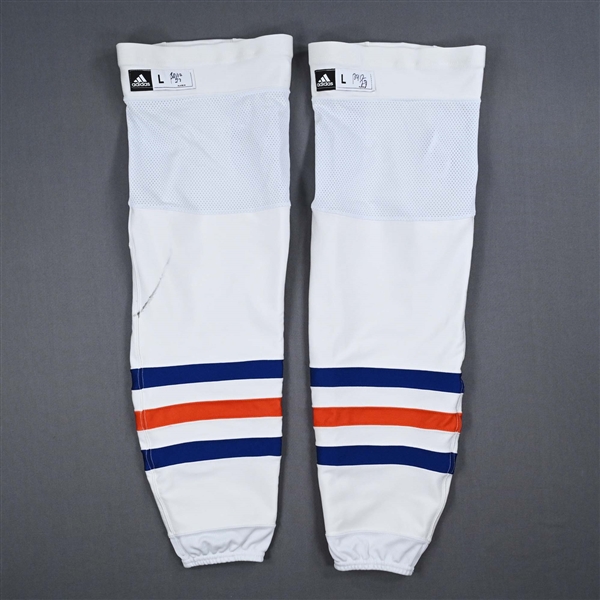 Connor McDavid - Edmonton Oilers - White - adidas Socks - December 30, 2023 at Los Angeles Kings - 600th NHL Game - PHOTO-MATCHED